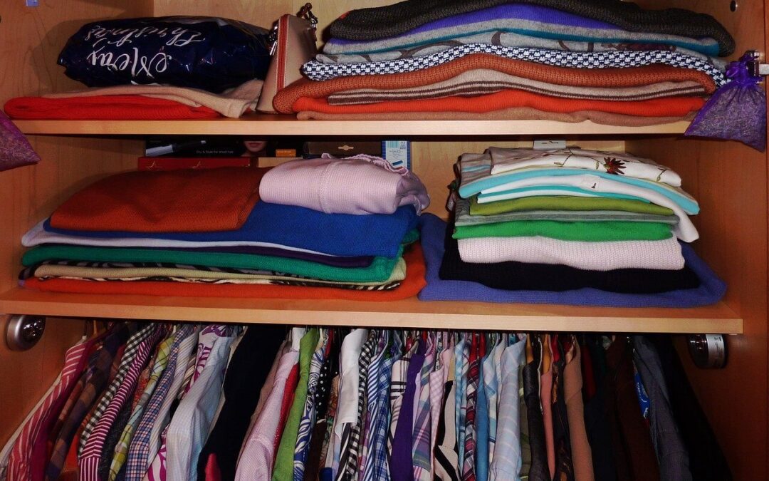 Clear the Clutter: A Homeowner’s Guide to Better Closet Organization